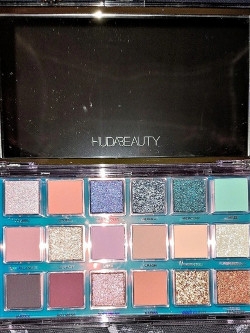 Huda Beauty Mercury Retrograde Eyeshadow Palette